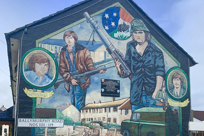 Award Winning Express 2 Hours Belfast Black Taxi/Cab tours - The quick Belfast stop that explains the drivers, the losses, and 800 years of context