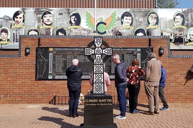 Belfast black taxi tours - Stop 4: Shankill Road murals, a hard look at the Troubles from the street