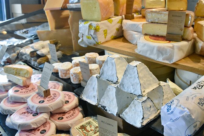 Belfast Centre Food Tour of 12+ Local Irish Dishes & Drinks - Guides and the stories behind the plates, plus a hearing reality check