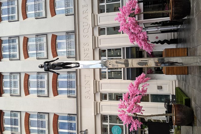 Belfast Eclectic Walking City Center Experience, The Marti Way - Big Fish to Cathedral Quarter: Peace and the Art You Can Read