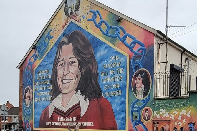 Belfast Political/history/troubles private taxi/cab tour - Murals and photo stops: how to get useful pictures without turning it into a checklist