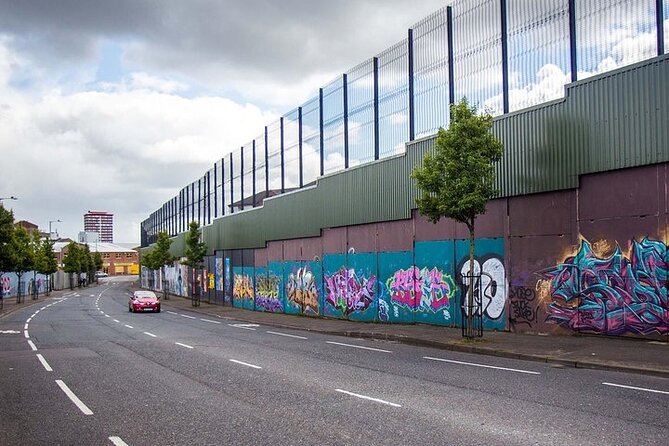 Belfast Political & Murals Tour - The Peace Wall: How a Physical Barrier Still Shapes Belfast
