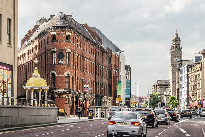 Belfast Private Walking Tour with a Local - How the customized route really plays out in Belfast