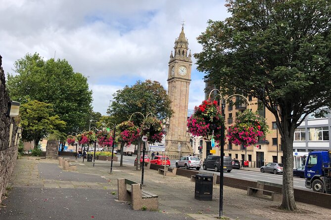 Best of Belfast Walking Tour - Stop 5: Customs House, public speaking, and a classic Belfast pub area