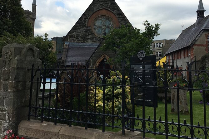 Derrie Danders: Highlights of the Walled City a Self-Guided Audio Tour - Should you book? My straight recommendation