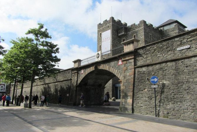 Derry Londonderry Private Luxury Full Day Tour From Belfast - A Private Luxury Day Trip From Belfast to Derry and the Sperrin Mountains