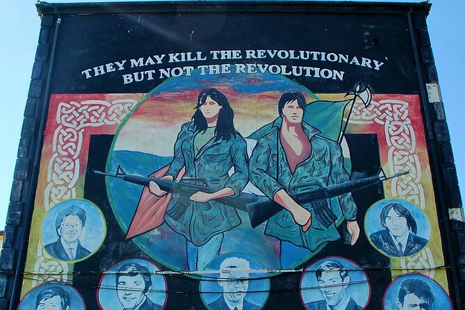 Express Terror and Peace 90 min Private Belfast Cab /Taxi Tour - Shankill Road and the Loyalist side: murals, bonfires, and William of Orange