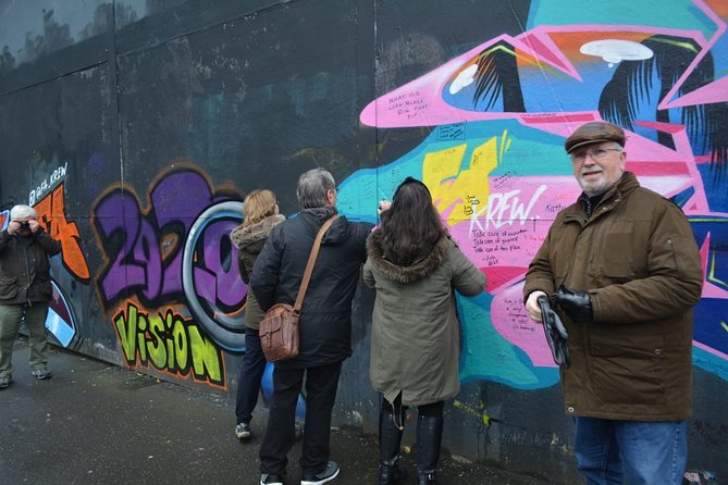 Falls road Murals Walking Tour with former prisoners - What this tour does better than a standard Troubles history stop