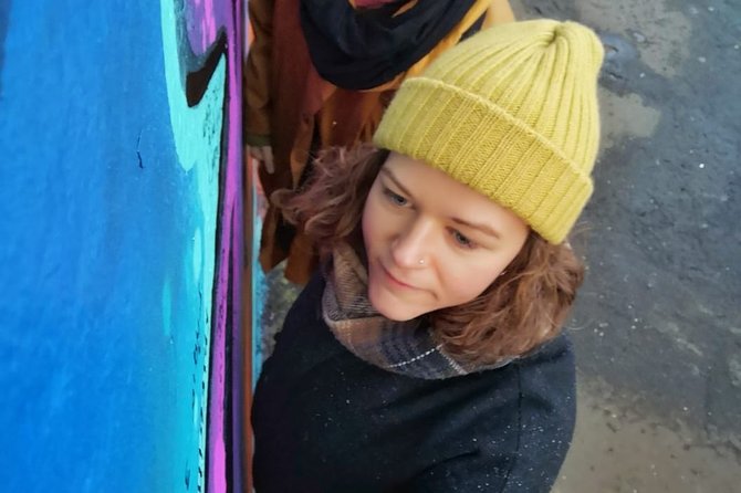 Falls road Murals Walking Tour with former prisoners - Practical timing and weather notes that can affect your day