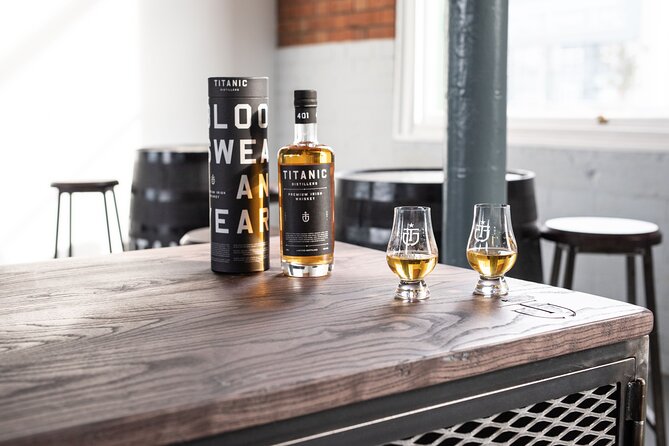 Giant's Causeway and Whisky Distillery tasting tour from Belfast - Giants Causeway for about 2 hours, including admission and time to walk