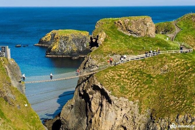 Giant's Causeway Private Tour from Belfast in Luxury Mercedes - What the private pacing gets you, besides comfort