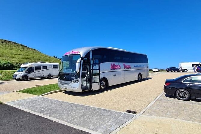 Giant's Causeway Tour including Game of Thrones Sites from Belfast - The Antrim Coast Road Drive, Glens, Bridges, and Sea Views