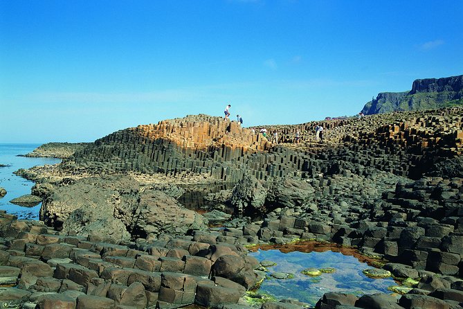 Giant's Causeway Tour including Game of Thrones Sites from Belfast - Stop 4: Bushmills Distillery, a 30-Minute Whiskey Stop