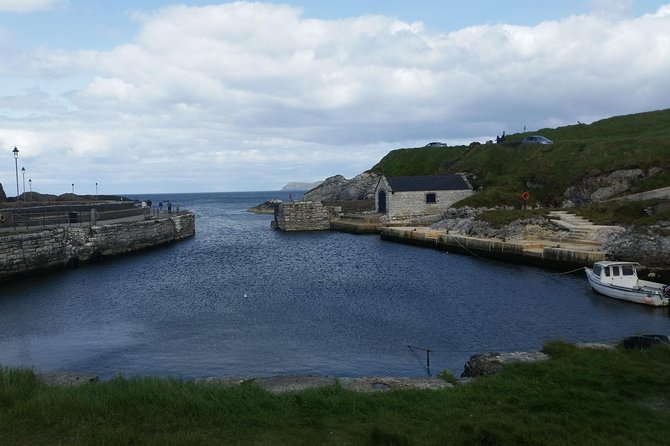 Giants causeway and Glens of Antrim day trip - Pickup in Belfast, private group only, and the “just you” factor
