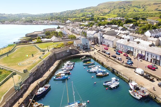 Giants Causeway & Castles Tour from Belfast: Guided tour - Carrick-a-Rede Rope Bridge viewpoint: The drama without the crossing