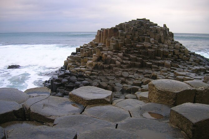 Giants causeway private tour 1 to 7 people - A Belfast Private Day That Links North Coast Icons With Titanic Belfast