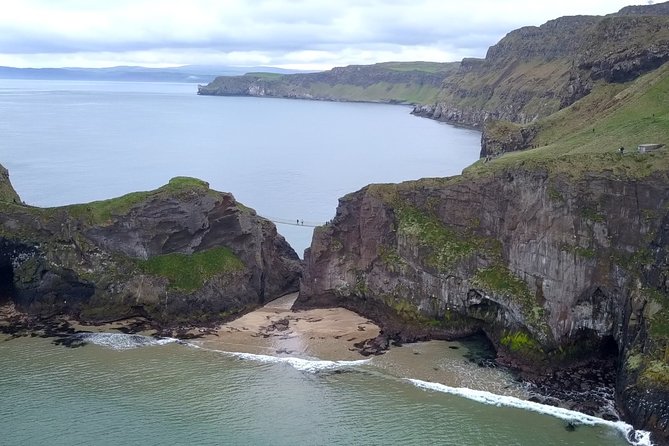 Guided Day Tour of Giant's Causeway from Belfast by Comfortable Coach - What’s included, what’s not, and how to plan meals