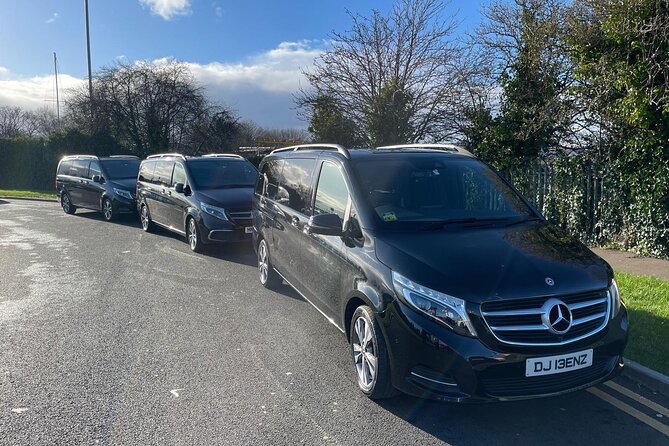 Luxury Belfast to Dublin Transfer - Inside the Mercedes V-Class: Space, Comfort, and Real-Day Features