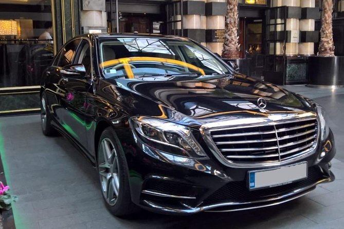 Luxury Private Hire Tour for 2- 6 people around Northern Ireland - Stop-by-stop: Dark Hedges to Ballintoy Harbour and the Game of Thrones trail