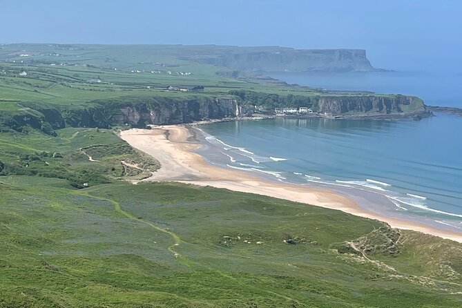 Luxury Tour of Giants Causeway from Belfast - Bushmills Distillery: your whiskey-tasting fork in the road
