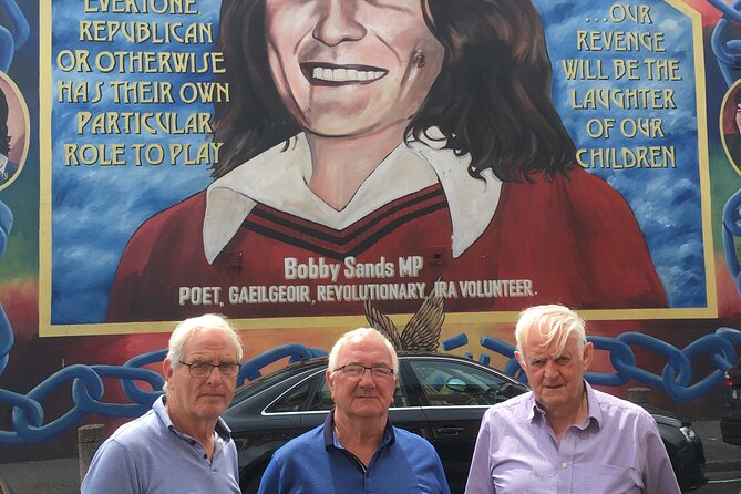 Private 1 Hour Belfast Taxi cab Tour - Peace Walls: why the separation still matters