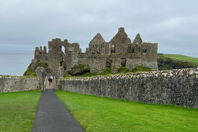 Private Coast Tour in Belfast - Bushmills Distillery add-on: when whiskey lovers should pay extra