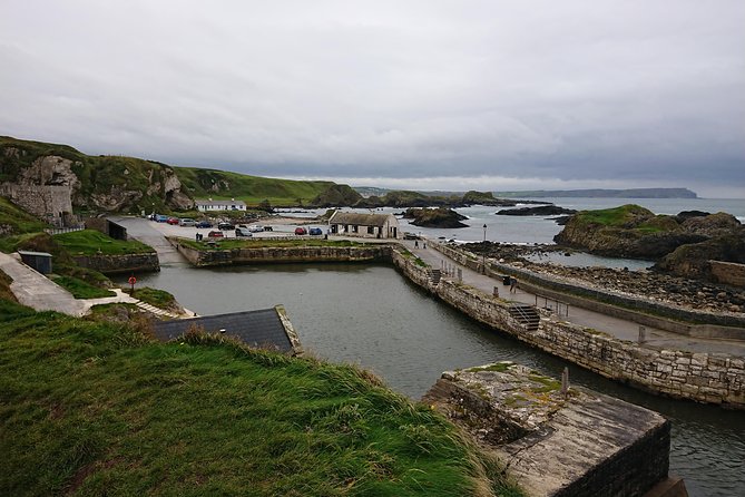 Private Giants Causeway and Antrim Coast Tour - Stop 3: Carrick-a-Rede Rope Bridge crossing (and the one-mile walk factor)