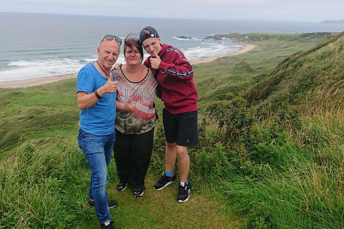 Private Giants Causeway Tour From Belfast Cruise Terminal - Bushmills Distillery, Dunluce Castle ruins, and The Dark Hedges