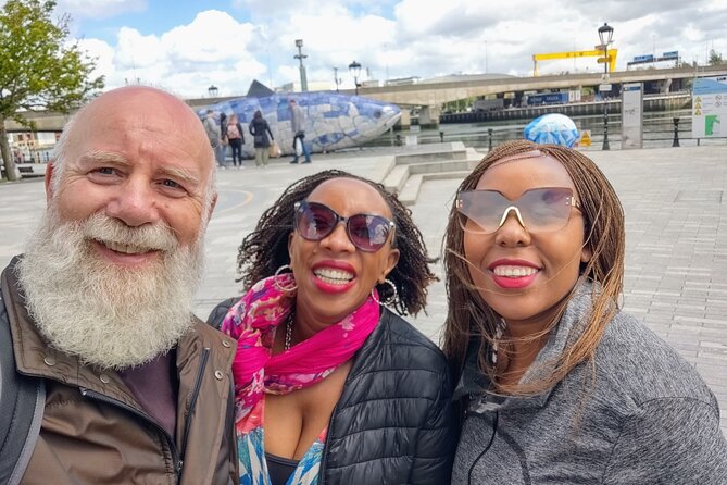 The Real Story of Belfast walking tour with a local guide - Kelly’s Cellars and the bar as a political meeting point