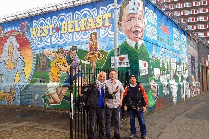 The Troubles and iconic award winning taxi 2hr private cab tour - Small tips to help your day go smoothly