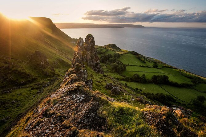 Titanic Experience and Giant's Causeway tour from Belfast - Giant’s Causeway: 90 minutes to 1.5 hours for basalt columns and the Finn McCool legend