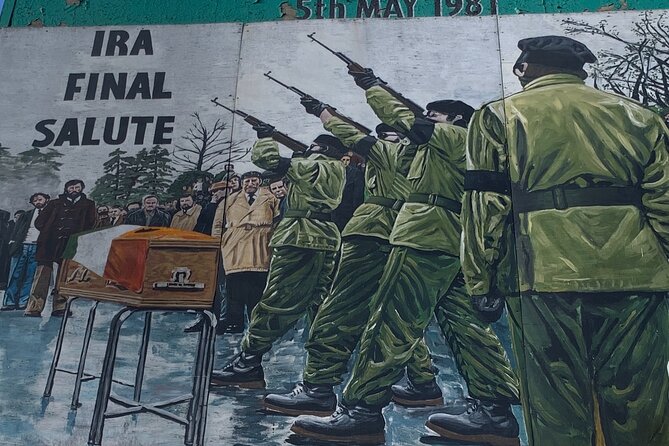 World Famous Belfast City Centre Black Cab/Taxi Tour 2 Hours - Bobby Sands Murals on the Falls Road