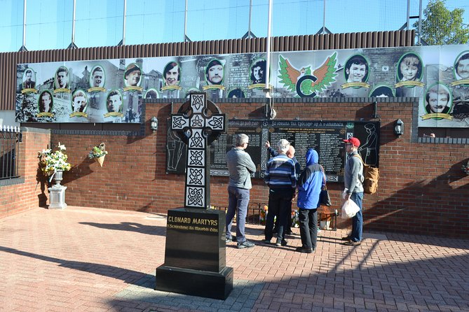World Famous Private Belfast Troubles Taxi Cab Tour 2 Hour - Price and Private-Cab Value: What $121.08 Buys You